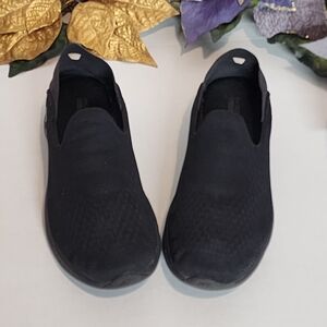 Skechers Black Slip-On Sneakers
